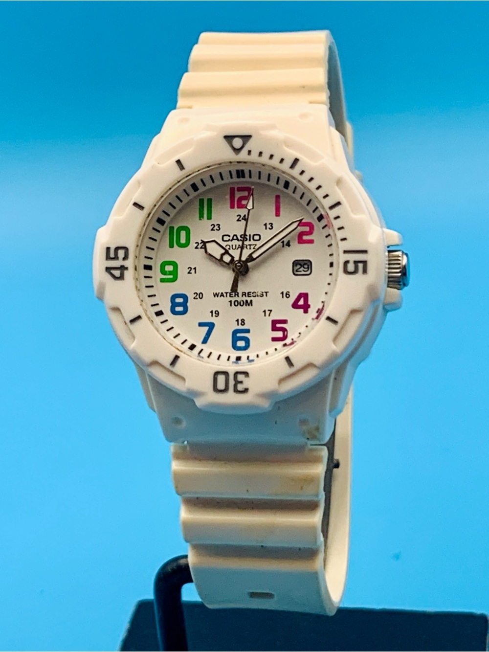 CASIO LRW-200H Women’s Field Wristwatch Japan Movt Rotating Bezel Works New Batt